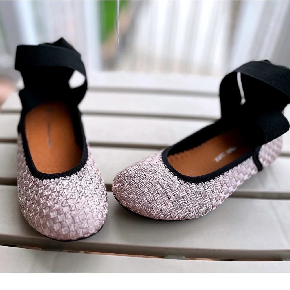 Bernie Mev BM Kids Monica Nude Metallic Woven Ankle Strap Flats Size EU 30/US 12